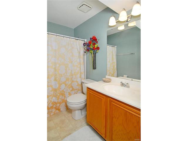 849 Woodside Trl, Ballwin, MO 63021 photo 10
