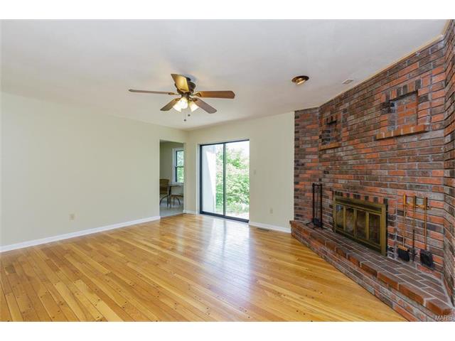 714 Henry, Ballwin, MO 63011 photo 19