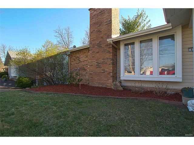 671 Henry Ave, Ballwin, MO 63011 photo 7