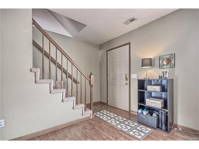264 Carmel Woods Dr, Ellisville, MO 63021 photo 7