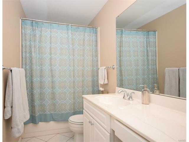 1843 Dougherty Ests, Ballwin, MO 63021 photo 17