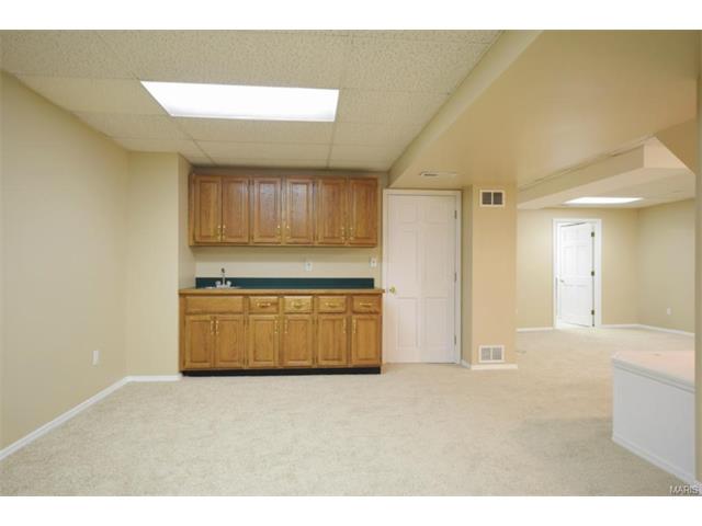 1843 Dougherty Ests, Ballwin, MO 63021 photo 22