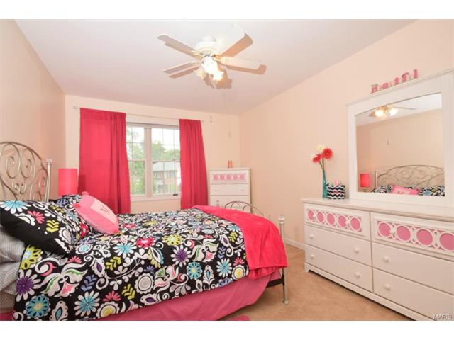 1843 Dougherty Ests, Ballwin, MO 63021 photo 14