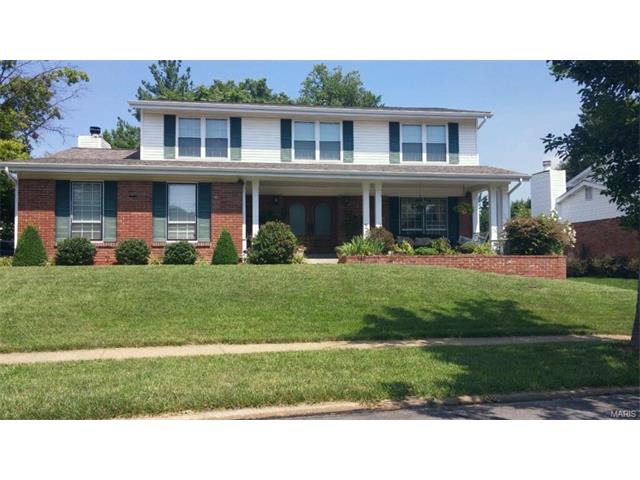 512 Oakton Rdg, Ballwin, MO 63021 photo 1