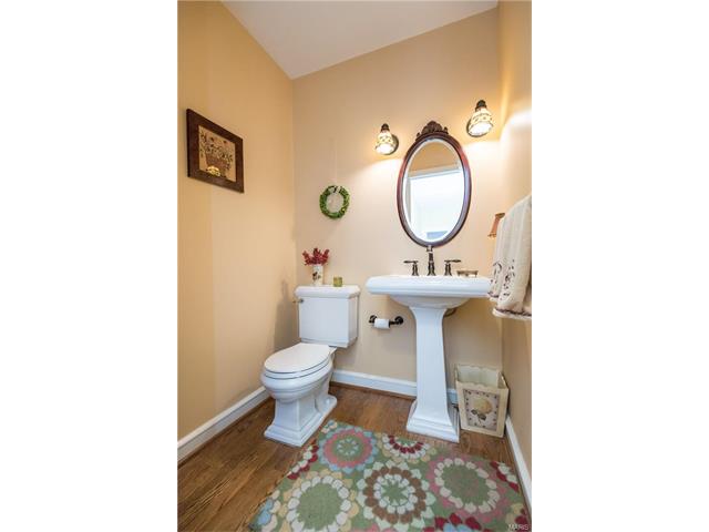 817 E Monroe Ave, Saint Louis, MO 63122 photo 18