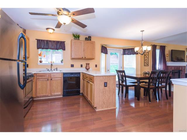1721 Forest Trace Dr, O'fallon, MO 63368 photo 20