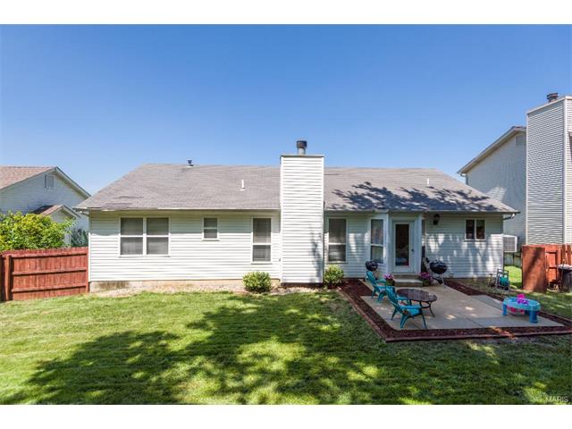 1721 Forest Trace Dr, O'fallon, MO 63368 photo 8