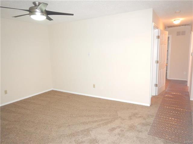 19 Fawn Meadows Dr, Eureka, MO 63025 photo 9