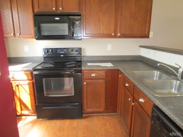 5102 Spring Creek Ln, O'fallon, MO 63368 photo 5