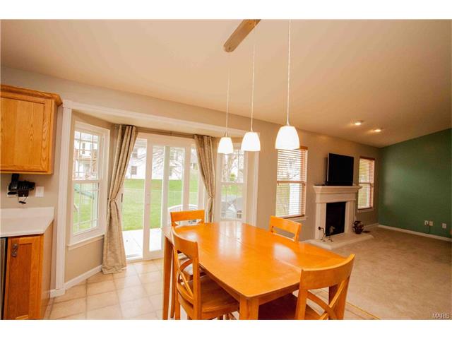 814 Lauralee Dr, O'fallon, MO 63366 photo 13
