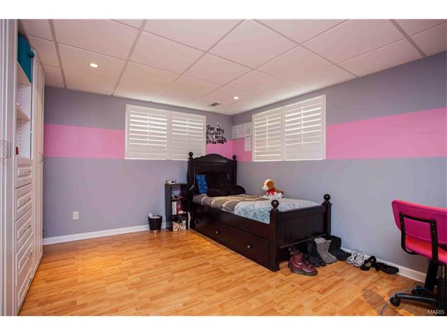 814 Lauralee Dr, O'fallon, MO 63366 photo 20