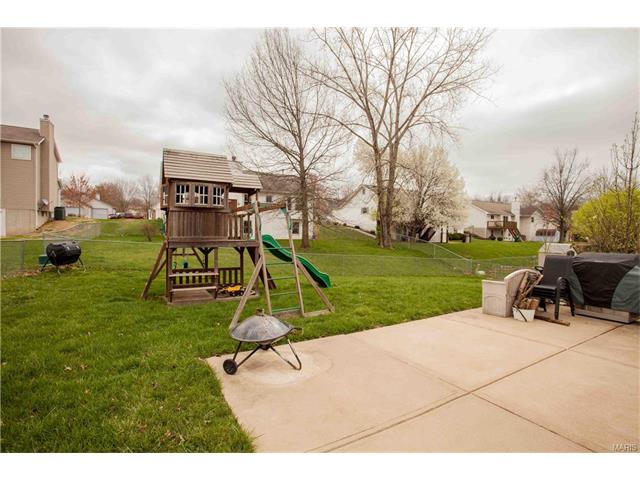 814 Lauralee Dr, O'fallon, MO 63366 photo 21