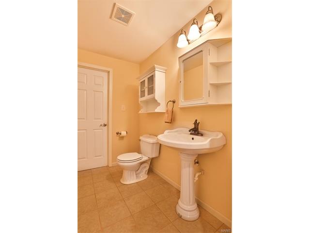 909 Kiefer Trails Dr, Ballwin, MO 63021 photo 25