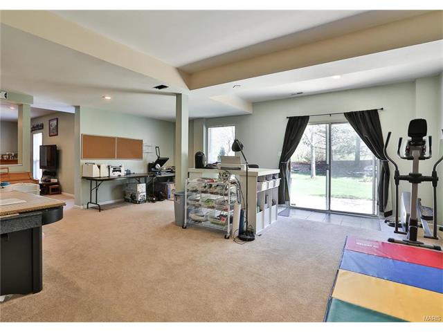 909 Kiefer Trails Dr, Ballwin, MO 63021 photo 24