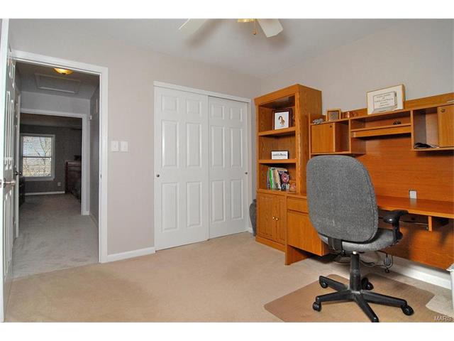 1120 Oak Borough, Ballwin, MO 63021 photo 23