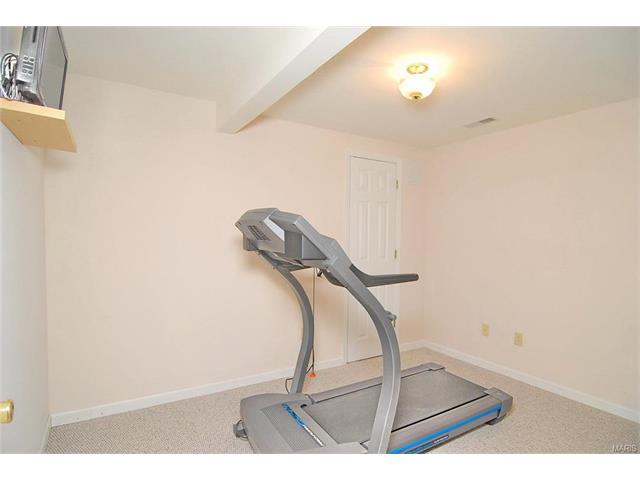 1120 Oak Borough, Ballwin, MO 63021 photo 33