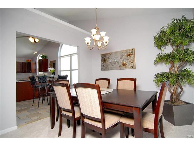 1120 Oak Borough, Ballwin, MO 63021 photo 12
