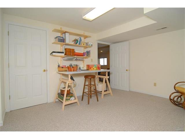 1120 Oak Borough, Ballwin, MO 63021 photo 32