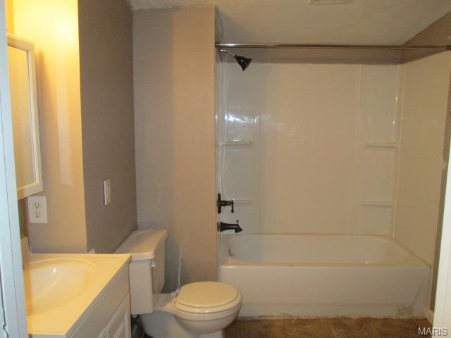 1036 Waterman Dr, Ballwin, MO 63021 photo 11