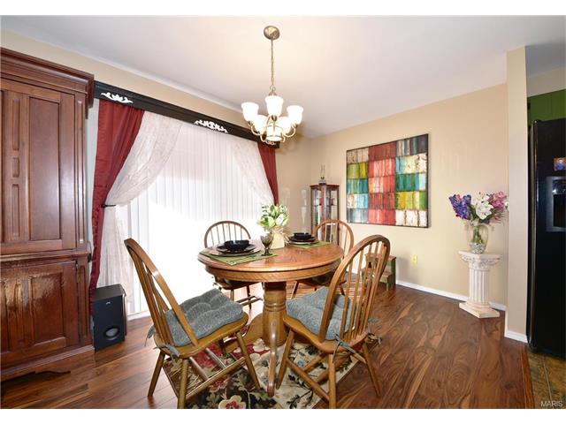 22 Jakes Ct, O'fallon, MO 63366 photo 9