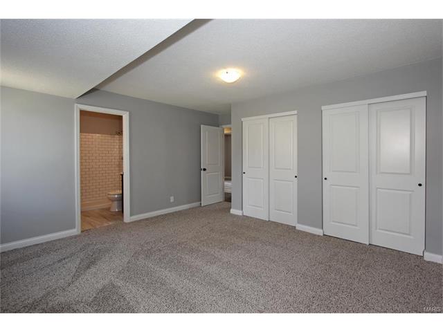 751 Windingpath Ln, Manchester, MO 63021 photo 16