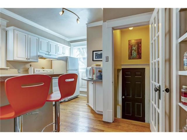 1908 Mitchell, Saint Louis, MO 63139 photo 8