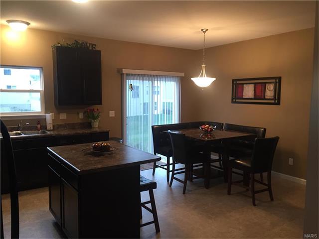 64 White Brook Ct, O'fallon, MO 63366 photo 3