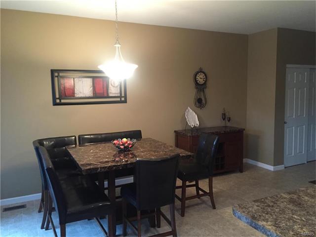 64 White Brook Ct, O'fallon, MO 63366 photo 4