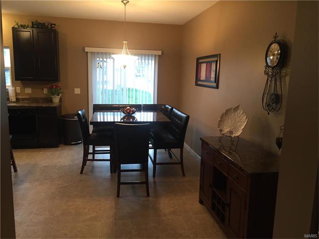 64 White Brook Ct, O'fallon, MO 63366 photo 5
