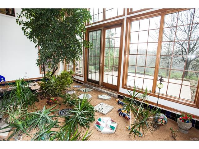 3860 Old Baumgartner Rd, Saint Louis, MO 63129 photo 37