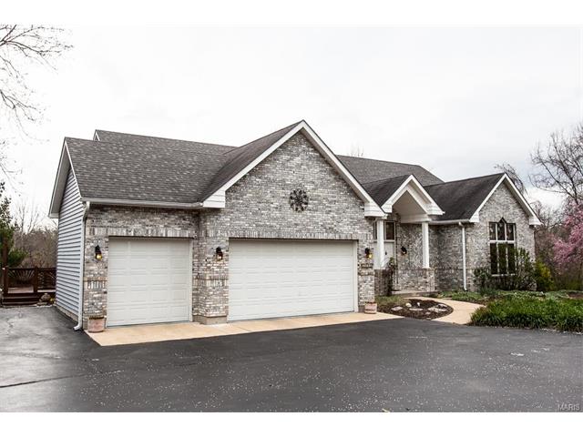 3860 Old Baumgartner Rd, Saint Louis, MO 63129 photo 7