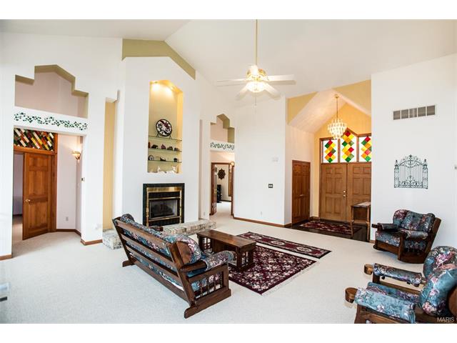 3860 Old Baumgartner Rd, Saint Louis, MO 63129 photo 16