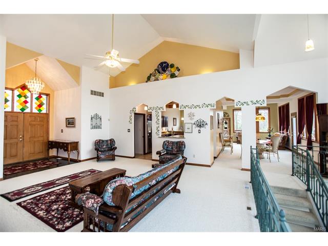 3860 Old Baumgartner Rd, Saint Louis, MO 63129 photo 15