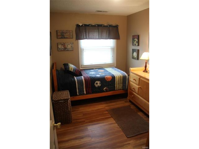 123 Highview Dr, Ballwin, MO 63011 photo 12