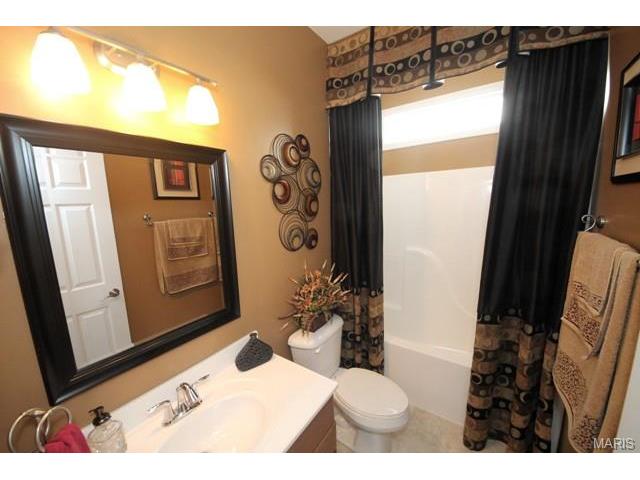 26 Flanders Ct, O'fallon, MO 63366 photo 24