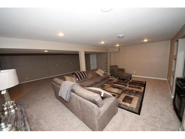 26 Flanders Ct, O'fallon, MO 63366 photo 27