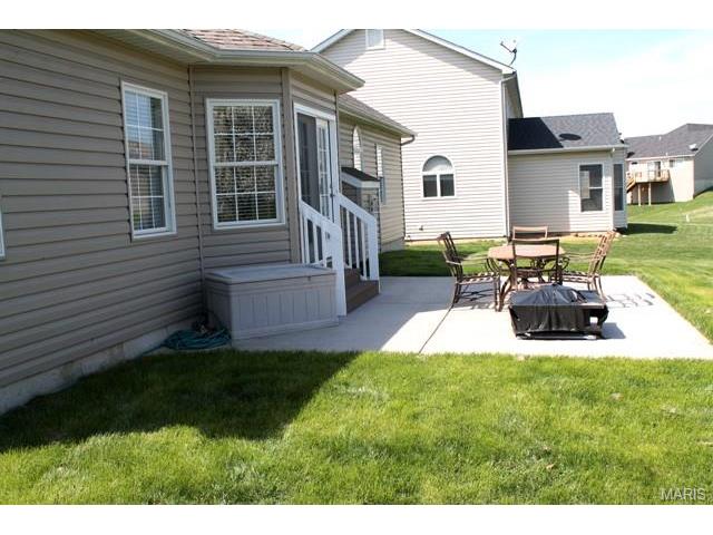 26 Flanders Ct, O'fallon, MO 63366 photo 31