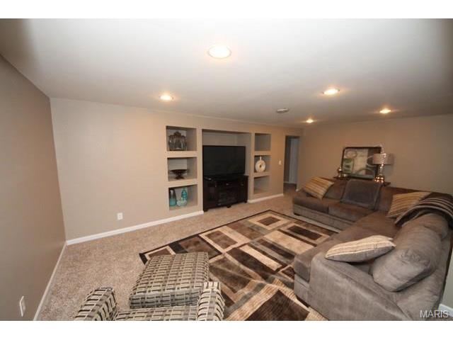 26 Flanders Ct, O'fallon, MO 63366 photo 22