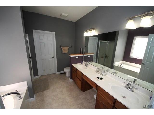 26 Flanders Ct, O'fallon, MO 63366 photo 19