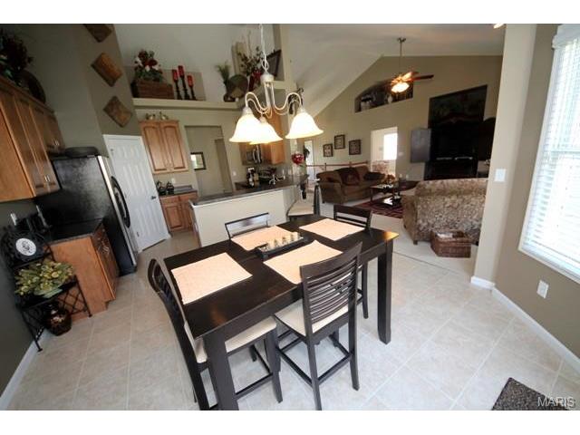 26 Flanders Ct, O'fallon, MO 63366 photo 11