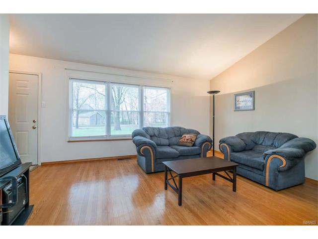 625 Old Ballwin, Ballwin, MO 63021 photo 12