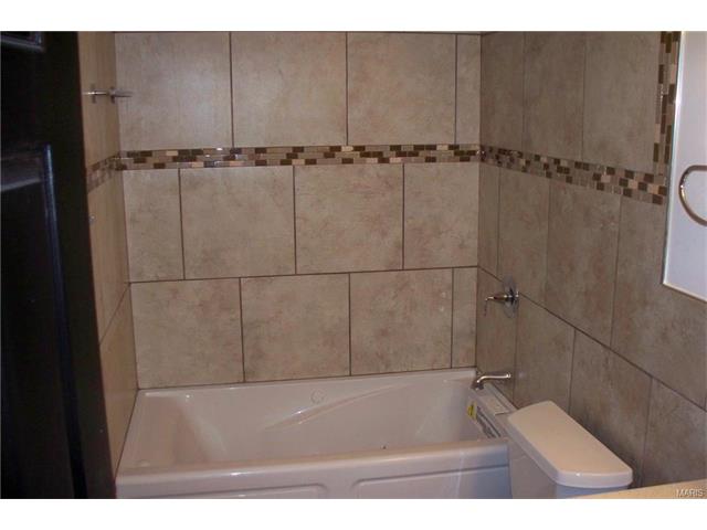 10330 Chesley, Saint Louis, MO 63136 photo 6
