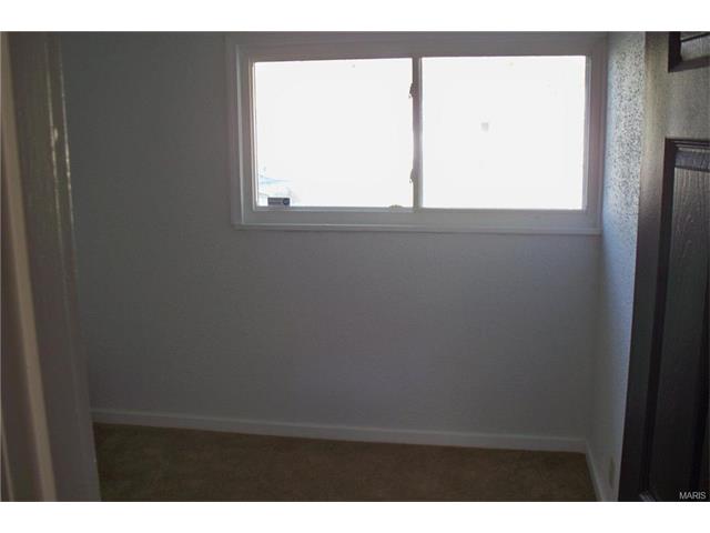 10330 Chesley, Saint Louis, MO 63136 photo 10