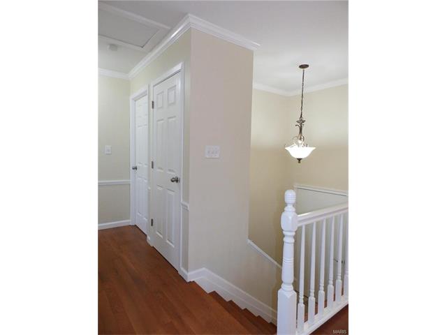 535 Arborwood Dr, Ballwin, MO 63021 photo 16