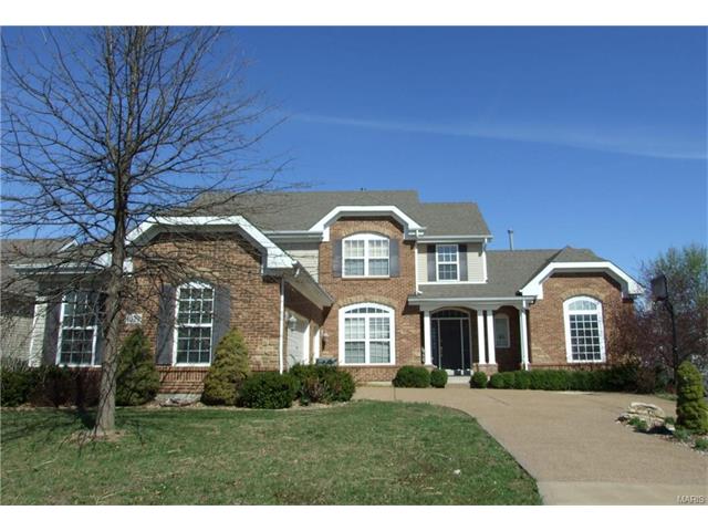 1029 Pearview Dr, Saint Peters, MO 63376 photo 1