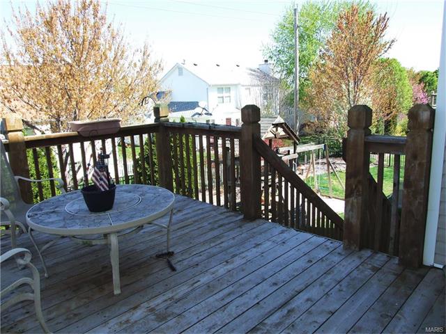 1029 Pearview Dr, Saint Peters, MO 63376 photo 21