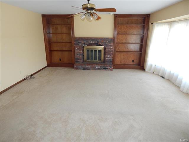 534 Fox Pointe Dr, Saint Charles, MO 63304 photo 7