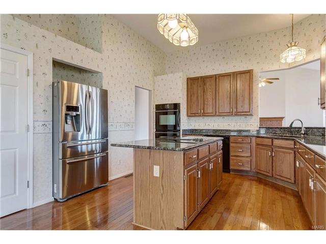 932 Timber Glen Ln, Ballwin, MO 63021 photo 7
