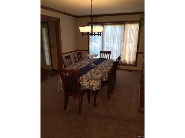 1222 Carman Rd, Ballwin, MO 63021 photo 3