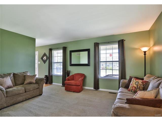 6410 High Mdw, O'fallon, MO 63368 photo 12
